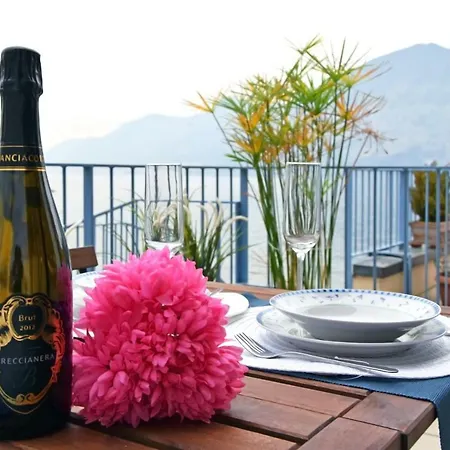 Apartment In Lake 1 Iseo